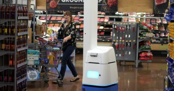 Walmart double le nombre de ses robots de magasin