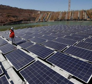 Tesla veut relancer son activité d'énergie solaire en baissant les prix des panneaux solaires