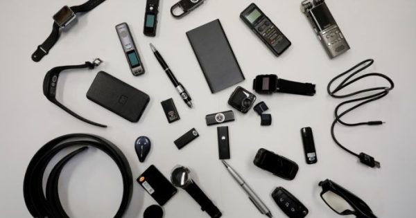Les employés sud-coréens utilisent des gadgets d'espionnage pour lutter contre le harcèlement sur le lieu de travail
